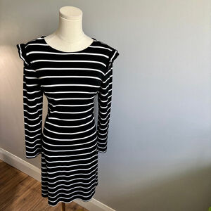 Old Navy Women's Black & White Ruffle Shoulder Long Sleeve Dress, SZ M